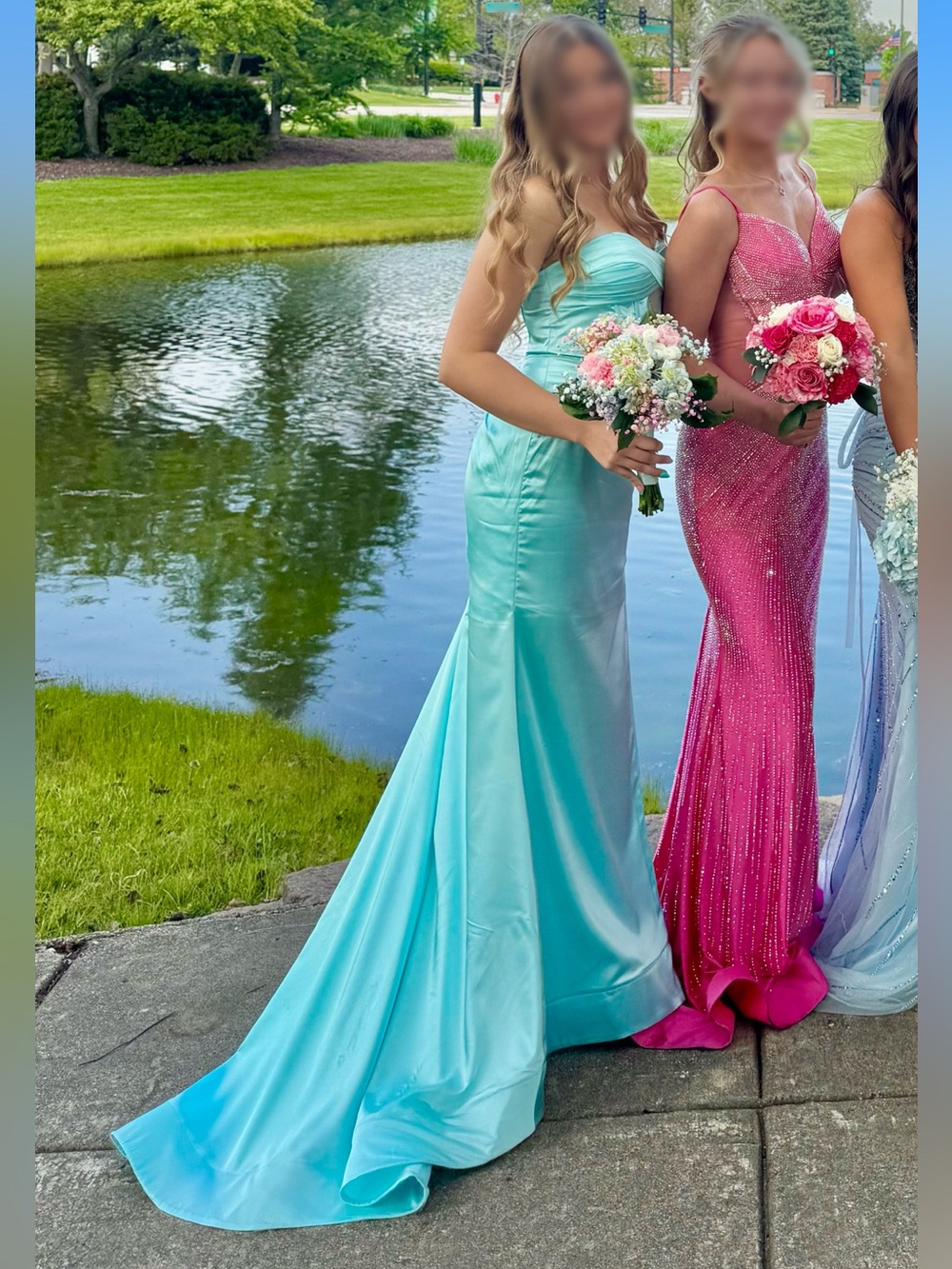Gippers Prom Turquoise prom dress size 2
